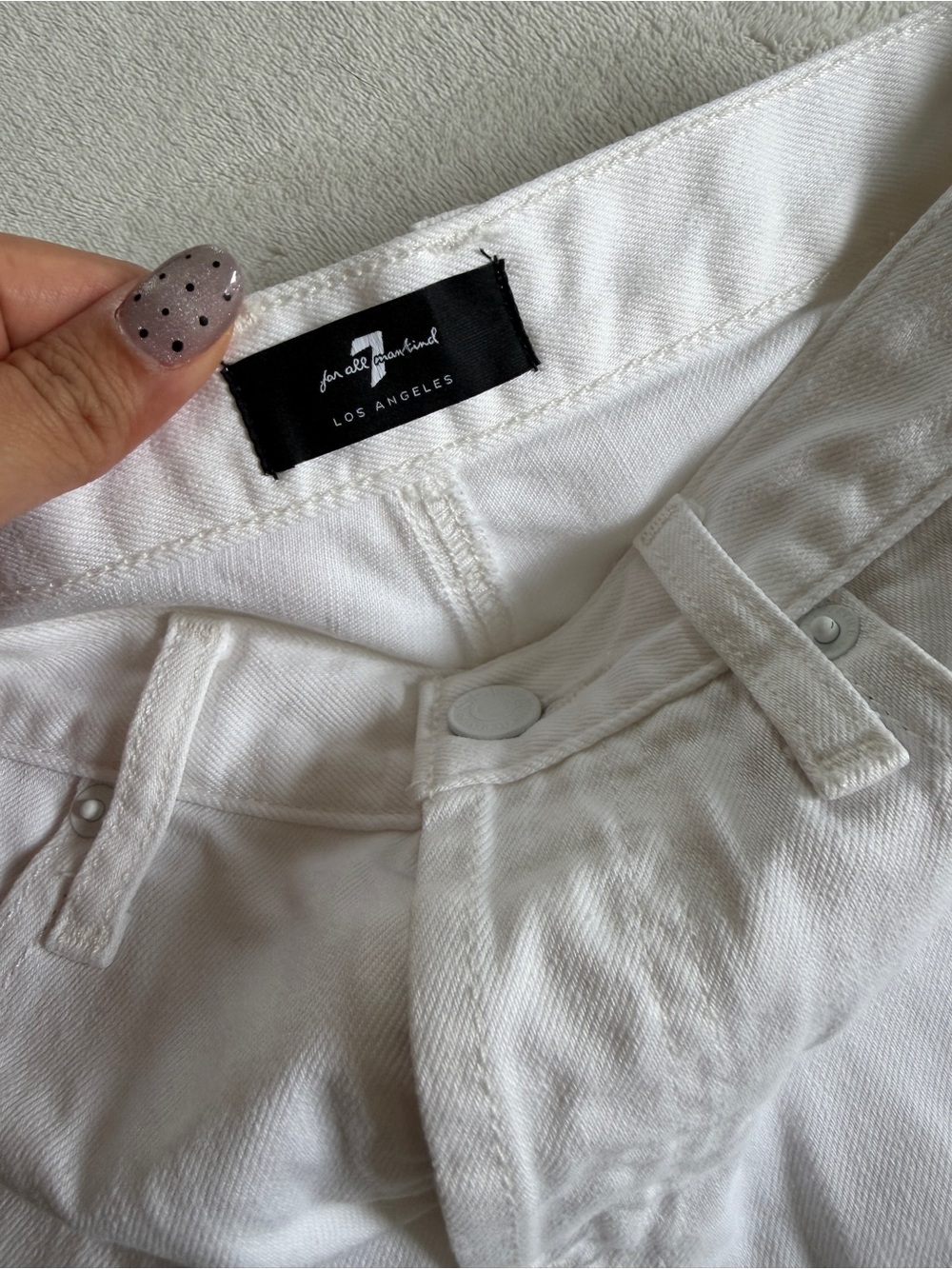 7 for All Mankind Shorts - Picture 3 of 6